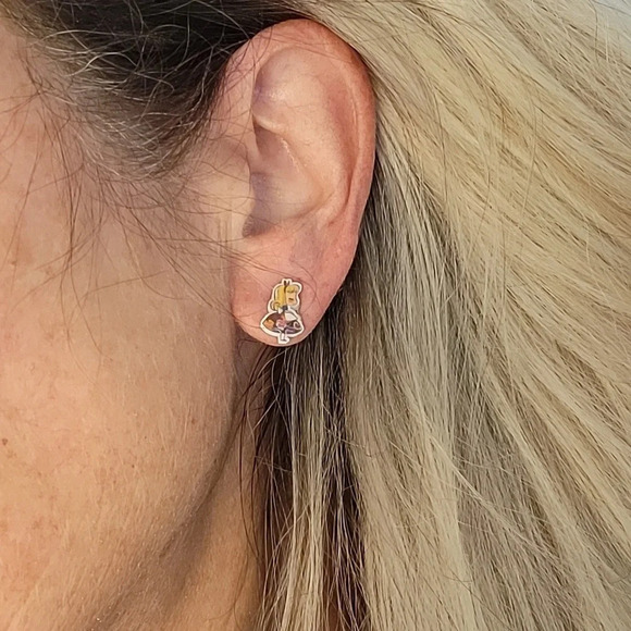 Alice in Wonderland Tea Party Stud Earrings - Picture 3 of 7